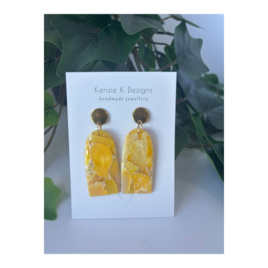 Kerrie - Yellow Marble Arch