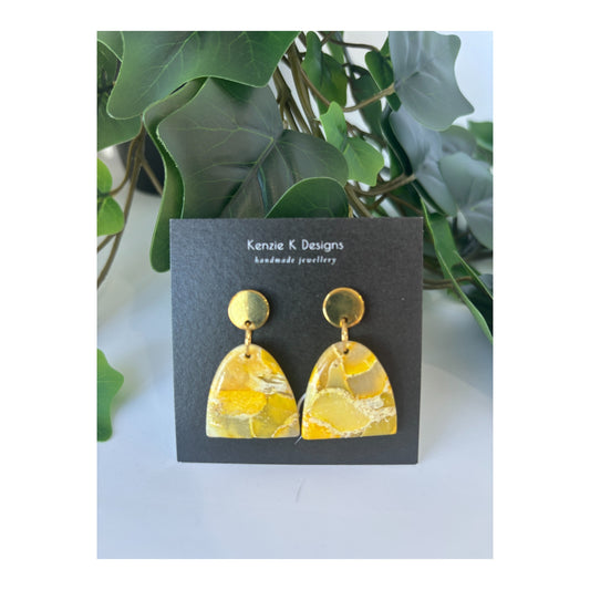 Organic Arch - Yellow Marble ( Seconds)